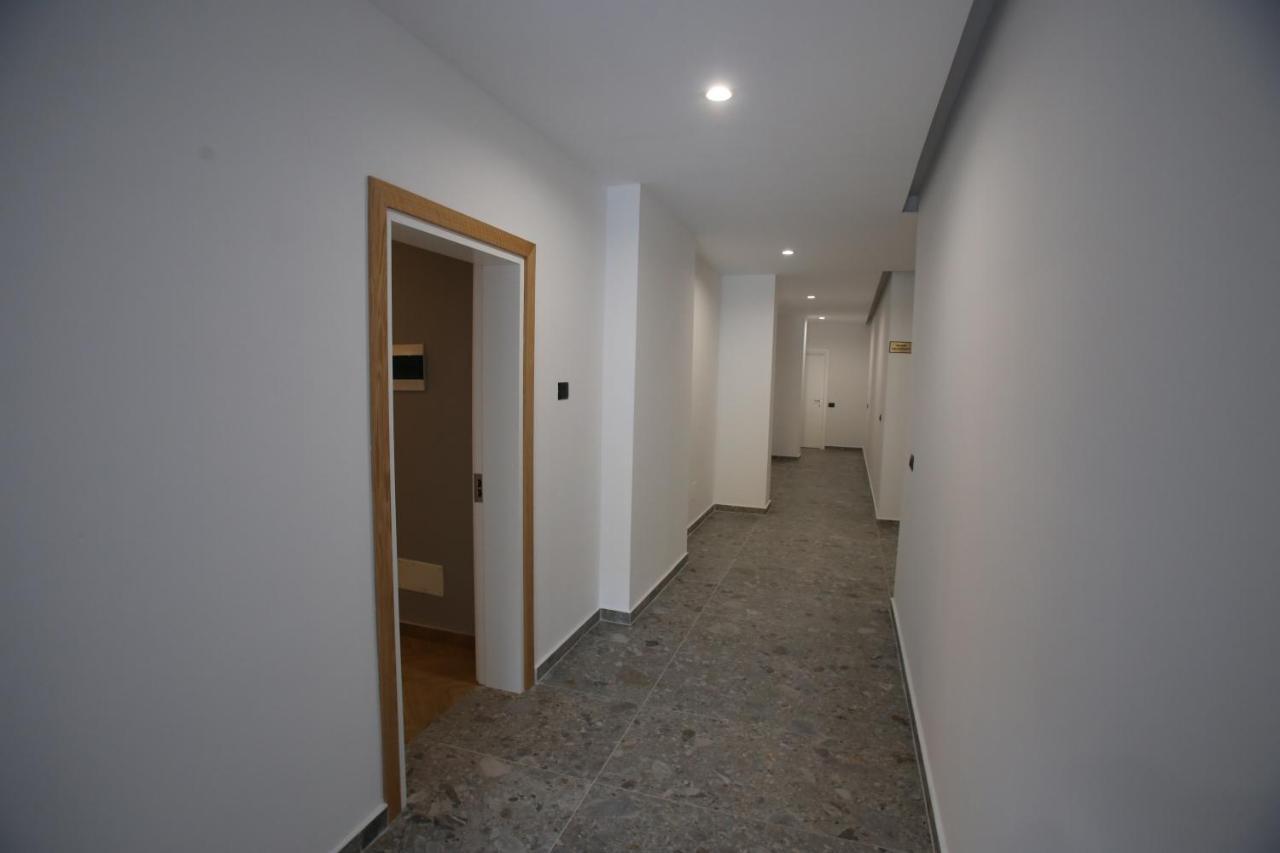 Diamond Hotel Дуррес Экстерьер фото