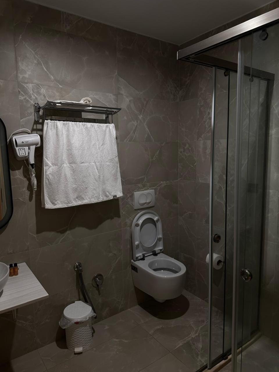 Diamond Hotel Дуррес Экстерьер фото